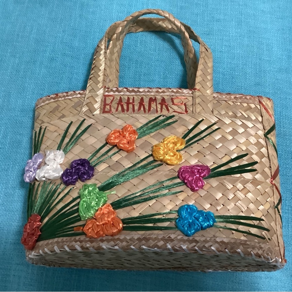 Vintage Bahamas Straw Woven Summer Flower Purse/Bag - Picture 3 of 8